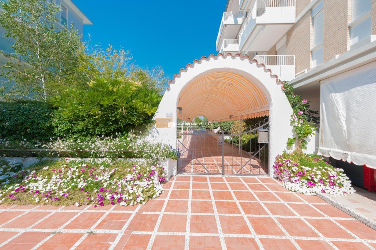 Residence Santa Fe Immobiliare Pacella Lido di Jesolo Exterior foto